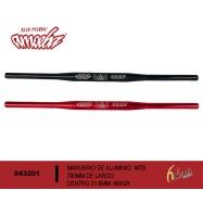 (043201) MANUBRIO ALUMINIO MTB DE 780MM DE LARGO, CENTRO DE 31.8MM, ÁNGULO 0°. VARIOS COLORES. 480GR AMOEBA